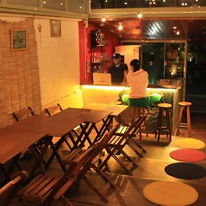 Hostal Nomade In Arte E